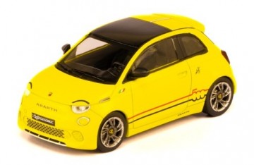 Ixo143abarth500e 2024geel1miniatuurmagazijnschaalmodellenspeelgoedmerhandise