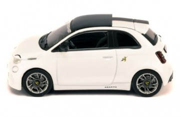 Ixo143abarth500e 2024wit2miniatuurmagazijnschaalmodellenspeelgoedmerhandise