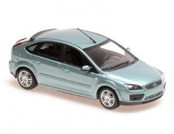 Maxichamps143fordfocus2004mk2blauw1miniatuurmagazijnschaalmodellenspeelgoedmerchandise