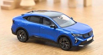 Norev143 517942 renaultrafaleatelieralpine2025 blauw1 miniatuur magazijn schaalmodellen speelgoed merchandise