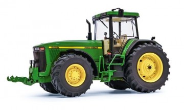 Schucominimax132johndeere84001miniatuurmagazijnminiaturenspeelgoedmerchandise